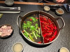 -三出山火锅(南京万象天地店)