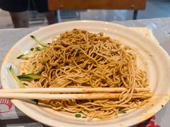 -肥肥虾庄·金牌油焖大虾(杨园滨江时代walk店)