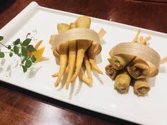 -姜君·千岛湖鱼头馆(浦东大道店)