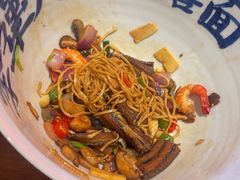 -李犟大爆鳝面·手工蟹黄包(湖滨西湖店)