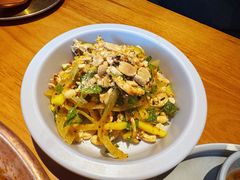 柠檬辣青芒手撕鸡-SHAN山(前滩太古里店)