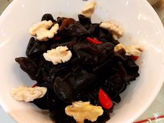 凉拌关东木耳-俏江南(中山路先天下广场店)