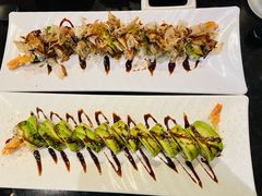 -Wrap 'N Roll Sushi
