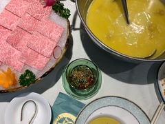 花胶鸡锅底-上房火鍋(新天地店)