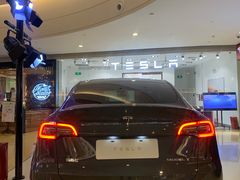 -TESLA 特斯拉(北京颐堤港体验店)