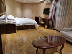 -维也纳酒店(广州番禺市桥地铁站店)