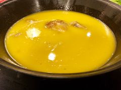 -鲜入围煮花胶鸡海鲜火锅