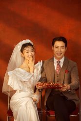 点击看大图 -挪娅婚纱摄影皇家会所