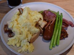 -Common Table · Brunch & Coffee