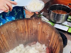 -梁阿婆廿年老牌扣肉糯米饭