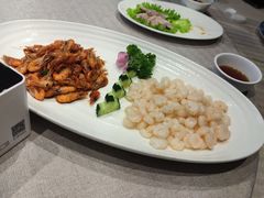 虾双拼-品悦酒店(三林古镇店)