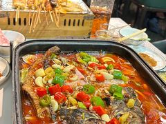 -云晓光头烧烤吧(德平路店)