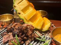 金钻凤梨烤谷饲牛肋条-摩打食堂(江南西店)