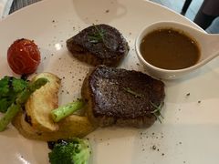 精选菲肋牛排-小蕃茄意大利餐厅(开发区时尚天街店)