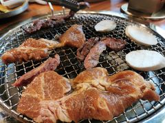调味梅花肉-万兴佳烤肉·长白山老味道(宏泰广场店)