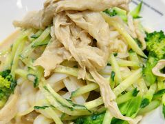 麻酱凉皮-魏家餐饮(朗香街店)