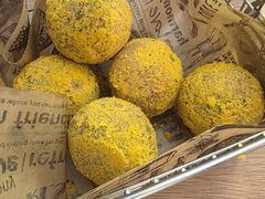 -BHC炸鸡(明洞总店)