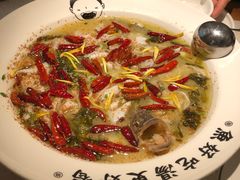 -江渔儿酸菜鱼·拔草餐厅(虎门君乐汇店)