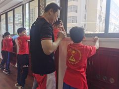 -温鉴良实用咏春拳