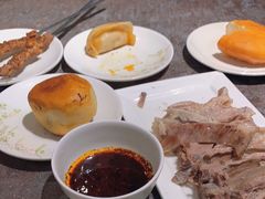 -贯贯吉·清真餐厅(浙江中路店)