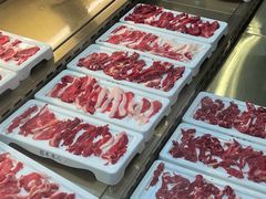 -来龍儿鲜切牛肉自助老火锅