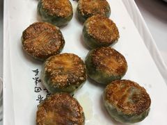 荠菜包-西山人家·传统苏帮菜·家宴(木渎店)