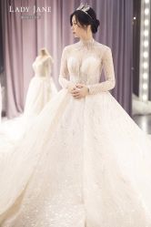 -Lady  Jane高端婚纱礼服馆