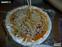 辣肉面-黄阿姨锅贴大王(万航渡路店)