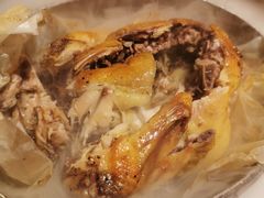 黑胡椒烤杭州叫花鸡-桂满陇·蟹黄小笼汤包(中山公园店)