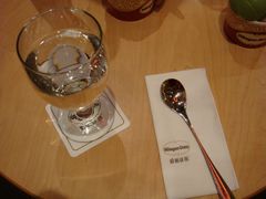 水&餐巾-哈根达斯(钟楼新店)