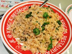 咸鱼鸡粒炒饭-星發茶餐厅(小梅大街店)