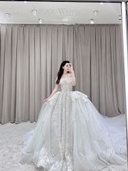 -Renee芮亦婚纱