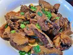 -唐师傅湘西名菜馆(武陵路店)