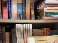 -邊城書店