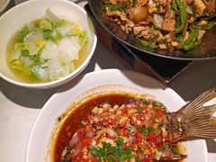 -费大厨辣椒炒肉(高铁吾悦广场店)