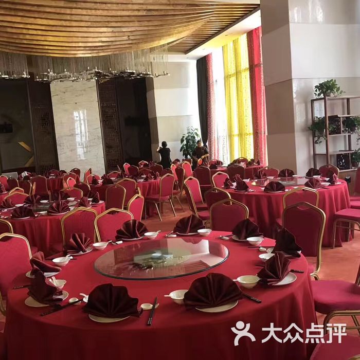 小白鲨·潮膳荟