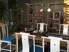 -红栌温泉山庄生态美食餐厅