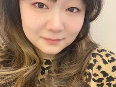 -榆林榆阳西路火车站亚朵酒店