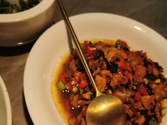 坛香肉炒肉-鱼你相聚·河鲜馆(袁家岭店)