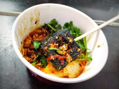 -黑色经典臭豆腐·湖南特产(坡子街店)