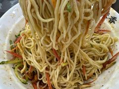 -牛一嘴·兰州牛肉面·大盘鸡(财富中心店)