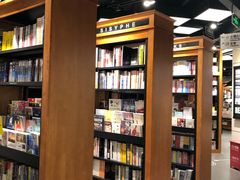 -西西弗书店&矢量咖啡(凯德晶萃广场店)