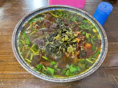 金牌半筋半肉面-旺泉餐饮店·清真牛肉面馆