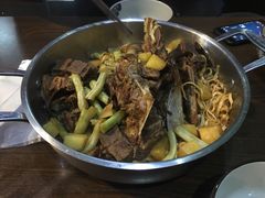 -内蒙焖面大盆骨餐馆(山大路店)