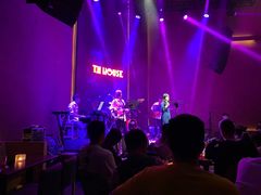 -TZ House音乐现场(来福士中心店)