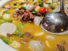 -头上红煨盐鸡·非遗院子餐厅