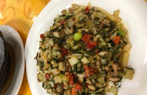 Pickled Cabbage Stir-fried with Edamame