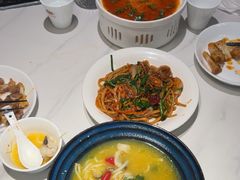 -清真·卡德尔大叔新疆主题餐厅(龙汇路店)