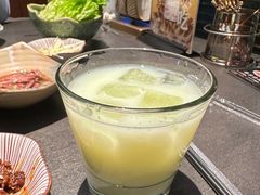 -铭牛烧肉·和牛海鲜自助(高新月牙湖店)