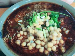 -丁丁猫重庆小面(徐州路店)